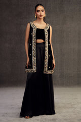 Fatima Khan | Anan Velvet Edit | Saman