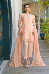Fatima Khan | La Fleur Eid Edit | Peach Buzz