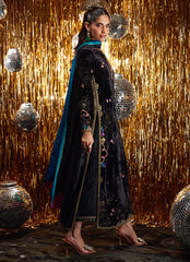 Farah Talib Aziz | Velvet Fete 4 | Masika Black Shirt And Dupatta