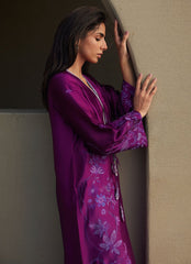 Farah Talib Aziz | Laani The Kaftan Edit | Gilly Grape Silk