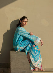 Farah Talib Aziz | Laani The Kaftan Edit | Amaris Sky-Blue Crepe