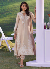 Farah Talib Aziz | Luna Eid 26 | Vaila Shirt And Dupatta