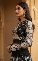 Threads and Motifs | Formal Dresses 25 | 10328