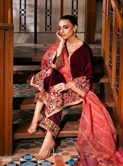 Zainab Chottani | Velvet 25 | Aima