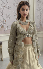 Threads and Motifs | Formal Dresses 24 | 9105