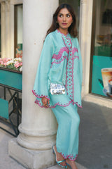 Chic Ophicial | Spotlight | Aqua Pink