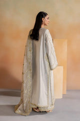 Emaan Adeel | Elara Formals | CLEO