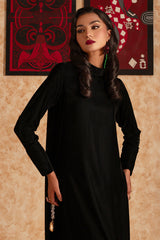Fozia Khalid | Velvet Deck | Shadow