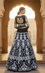 Threads and Motifs | Formal Dresses 25 | 10328