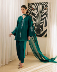 Sadaf Fawad Khan | Eva Luxury Pret 26 | Viridian