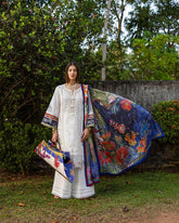 Esmel | Mon Tresor Luxe Lawn 26 | Clair De Lune