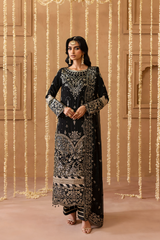 Emaan Adeel | Sheherzadi Formals 25 | SAHAR