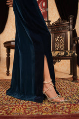 Fozia Khalid | Velvet Deck | Ariana