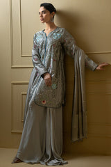 Sana Abbas | Suvi Wedding Formals | MIREA