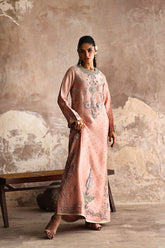 Wardha Saleem | Layla Formals 25 | Gulrukh