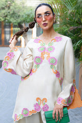 Chic Ophicial | Spotlight | Ivory Tangerine