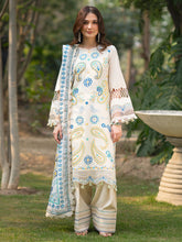 Mahnur | Angan Embroidered Lawn 26 | AN-005