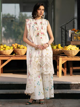 Mahnur | Broadway Luxury Lawn 26 | BW - 002