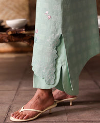 Republic Womenswear | Neoma Essential Basic Pret 26 | Isolde