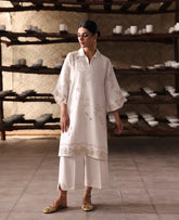 Republic Womenswear | Neoma Essential Basic Pret 26 | Amara