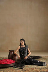 Sable Vogue | Festive 25 | FC-03-25-B