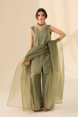 Erum Khan | Lillia Summer Edit | Olive Bloom