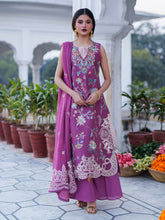Mahnur | Gul Luxury Lawn 26 | G-007