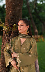 Asifa and Nabeel | Eden Cambric 25 | Gardenia Grace ECU25-09