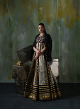 Vasal | Elys Festive Edit’26 | Majestic Gold Noir