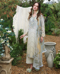Mushq | The Secret Garden Lawn | Ivory Botanica