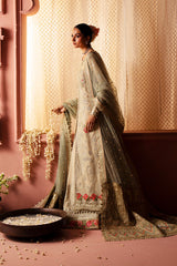 Maryum N Maria | Formal ‘25 | ENGAGEMENT HUES - MSS5903 | Zayan Clothing UK