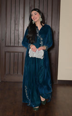 Asifa and Nabeel | Zephyr Formals | Neptune Kaftan