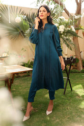 Sana Abbas | La Fiesta | Noire