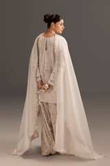 Erum Khan | Summer Whisper | Queen Radiance