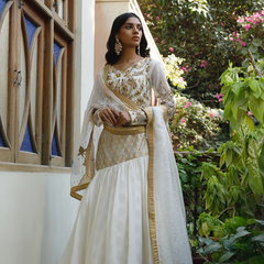 Wahajmkhan | Bahar Begum Formals | WHITE GOLD MERMAID LC
