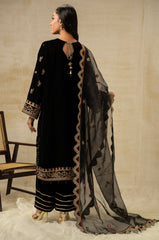 Zeen | Winter 25 | WUM35861