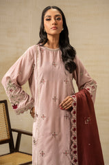 Zeen | Winter 25 | WUM35862