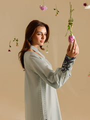 Mahnur | Petal Whispers Lawn Pret | Crystal