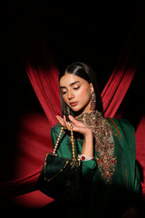 Musferah Saad | The Glamorous | The Emerald Queen