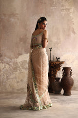 Wardha Saleem | Layla Formals 25 | Mizrab
