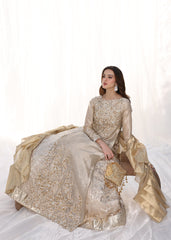 Musferah Saad | Moonlit Glam | Golden Whispers