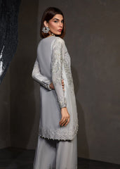 Saira Shakira | Zarae Luxury Pret | Saffron