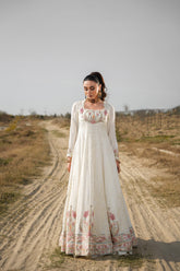 Nilofer Shahid | Verve Summer 24 | Kaira – Verve SS 24