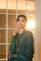 Nilofer Shahid | Verve Summer 24 | Sassy Spirit (3pc) – Verve SS 24