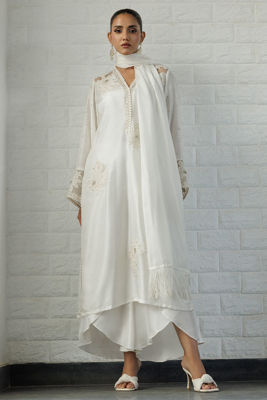 Deepak Perwani | Summer Festive 25 | White Lily