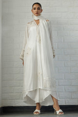 Deepak Perwani | Summer Festive 25 | White Lily