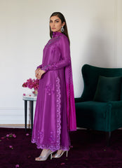 Farah Talib Aziz | Luna Eid Collection 24 | TIERRA MUTED MAGENTA