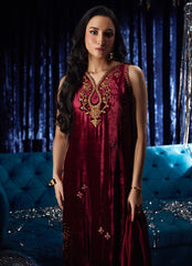 Farah Talib Aziz | Velvet Fete 4 | Arden Garnet Shirt And Dupatta