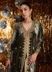 Farah Talib Aziz | Velvet Fete 4 | Sarina Slate Shirt And Dupatta