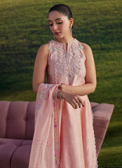 Farah Talib Aziz | Luna Eid 26 | Rosé Reverie Shirt And Dupatta